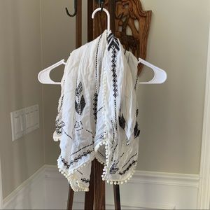 Cream and Black Wrap